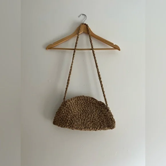 Handwoven “Moon” bag - Picture 16 of 16